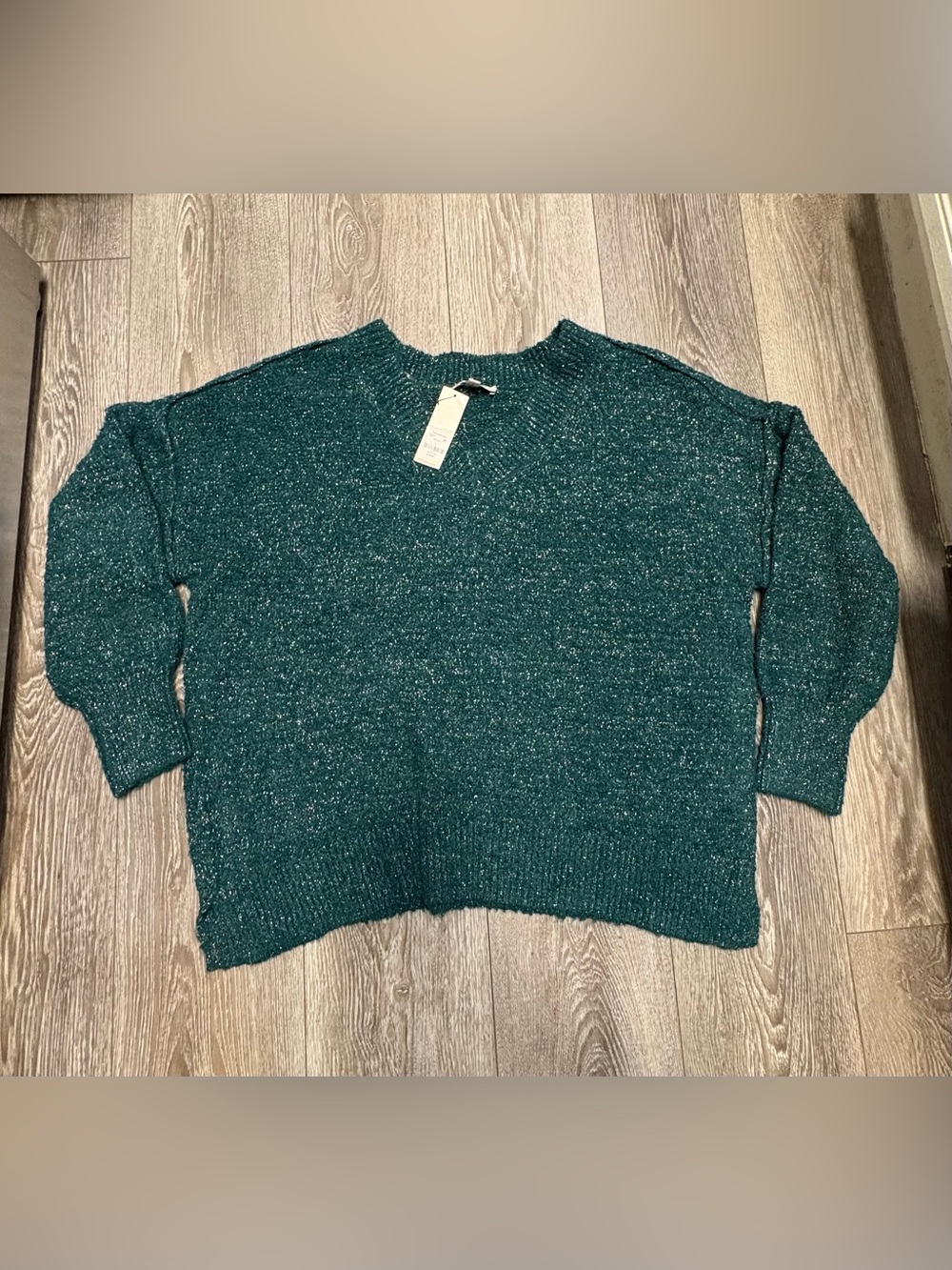 Francesca’s Cozy Teal V-Neck Women’s Sweater - Picture 4 of 10